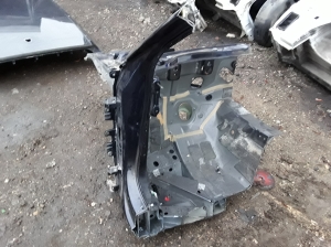 AUDI A6 C8 (2018–2025) Front outrigger 4K0805139 - 3