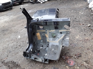 AUDI A6 C8 (2018–2025) Front outrigger 4K0805139 - 4