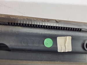 AUDI Q8 (2018–2026) Front door molding - 3