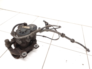 BMW X1 F48 (2015–2022) Tagumine pidurisadul 6854440 - 3