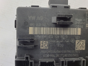 AUDI Q8 (2018–2026) Rear side door control unit 4M1959795D - 3
