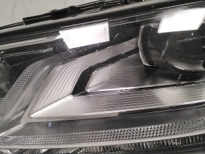 AUDI Q7 (2015–2026) Scheinwerfer vorne 4M0941783C - 3