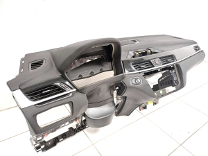 BMW X1 F48 (2015–2022) Armaturenbrett 2566133 - 4