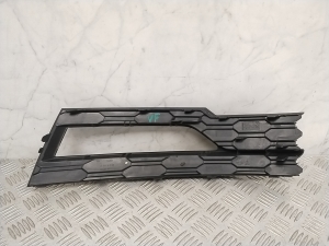 Skoda Octavia IV (2019–2026) Front bumper lower grille 5E3807681 - 4
