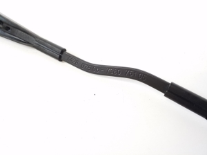 Mini Countryman F60 (2016–2026) Windshield wiper arm 7428075 - 3