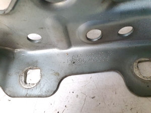 Mercedes Benz A-Class 169 (2004–2012) Hood hinge A1698800228 - 3