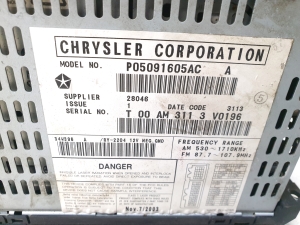 Chrysler Grand Voyager IV (2001–2007) Radio (head unit) P05091605AC - 2