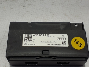 AUDI Q8 (2018–2026) USB port 4N0035722 - 2