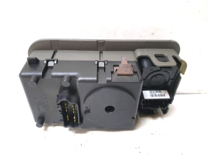 Chrysler Grand Voyager IV (2001–2007) Headlight switch 0YC311J8AE  21653 - 4
