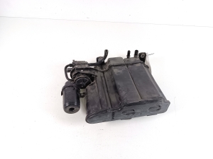 Porsche Panamera 970 (2009–2016) Charcoal canister 97020132100 - 4