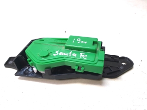 Hyundai Santa Fe (2018–2026) Verschluss des Tankdeckels - 3
