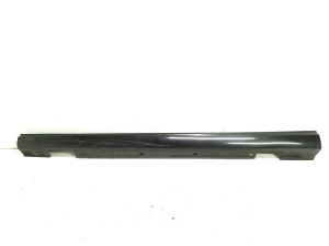   Karbi välimine ilupaneel  - A2466901340 