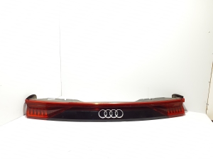   Tail light on trunk lid  - 4M8945095G 