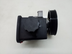 Mercedes Benz C-Class 203 (2000–2007) Roolivõimendi pump A0034664101 - 2