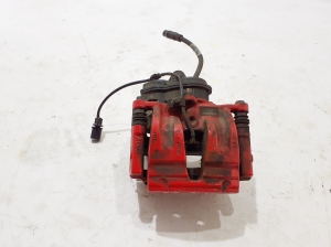 AUDI Q8 (2018–2026) Rear brake caliper 4M0615404D - 2