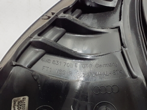 AUDI Q8 (2018–2026) Esiukse tihenduskumm 4M8831708E - 2