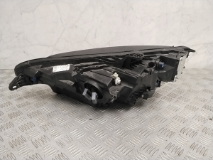 VOLVO S60 III (2018–2026) Esituli 32420502 - 4
