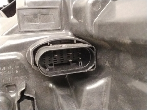 Skoda Octavia IV (2019–2026) Headlight 5E4941015B - 3
