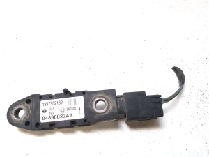 Drošības spilvena sensors - D4896023AA  1557302132  260805