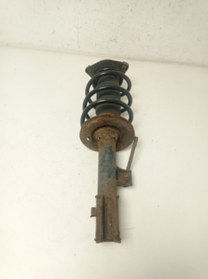 Kia Sportage (2010–2016) Front shock absorber 546603U000 - 2