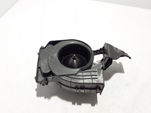   Heizungsgebläsemotor  - 4M1820021B 