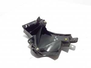 AUDI Q8 (2018–2026) Rear bumper bracket 4M8807393 - 2