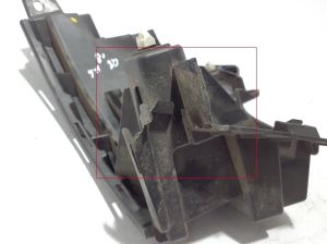 AUDI Q8 (2018–2026) Rear bumper bracket 4M8807393 - 3