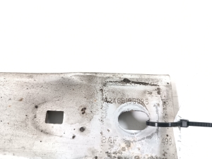 Mercedes Benz CLA-Class W117 (2013–2019) Muu kinnitus A2466190025 - 3