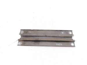 Mercedes Benz CLA-Class W117 (2013–2019) Muu kinnitus A1776161900 - 2