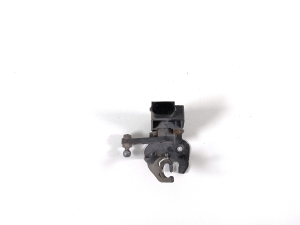 Porsche Panamera 970 (2009–2016) Sensor an der Hinterradnabe 97033302203 - 3