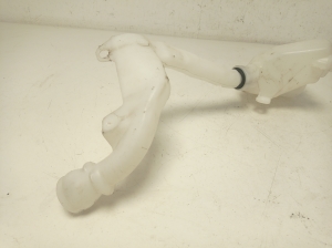 Citroen C3 (2016–2026) Front washer fluid reservoir 988398868000 - 2