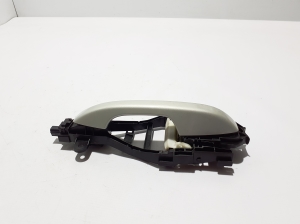 VOLVO V60 (2018–2026) Front door external opening handle and its details - 4
