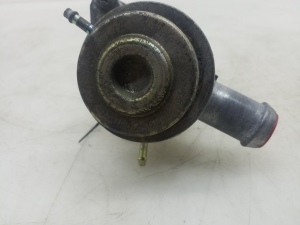  EGR valve 