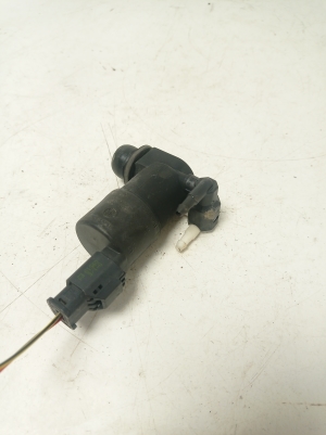 Citroen C3 (2016–2026) Front windshield washer pump 9641553880 - 5