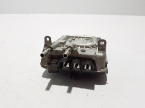 VOLVO V60 (2018–2026) Inverter 32301022 - 3
