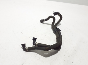 VOLVO V60 (2018–2026) Wasserschlauch Kühler 32249975 - 3