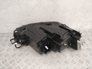 Volkswagen Passat B8 (2014–2023) Scheinwerfer vorne 3J1941005 - 6