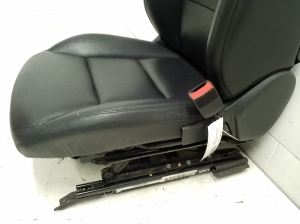 Mercedes Benz CLA-Class W117 (2013–2019) Esiiste ja selle osad - 4