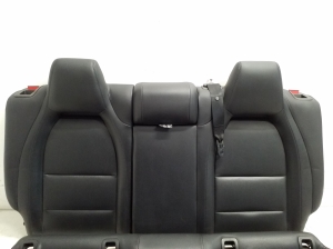 Mercedes Benz CLA-Class W117 (2013–2019) Rücksitzbank und ihre Teile - 2