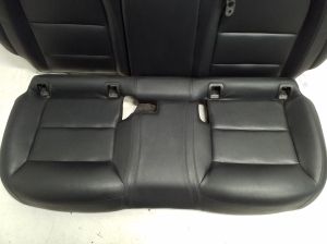 Mercedes Benz CLA-Class W117 (2013–2019) Rücksitzbank und ihre Teile - 3