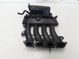  Intake manifold 