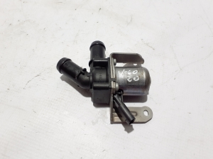 VOLVO V60 (2018–2026) Auxiliary water pump 32222659 - 3