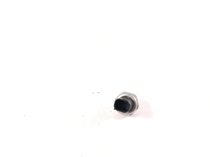 Mercedes Benz CLA-Class W117 (2013–2019) A/C condenser sensor A2110000283 - 2