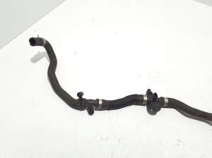 VOLVO V60 (2018–2026) Turbo jahutustoru 32138839 - 4