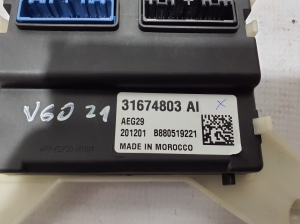 VOLVO V60 (2018–2026) Control unit 31674803 - 4