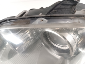  Headlamp and its components 