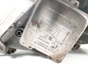  Headlamp and its components 