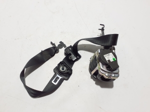 VOLVO V60 (2018–2026) Front seat belt 32149112 - 3