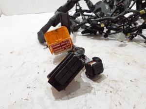 VOLVO V60 (2018–2026) Engine wiring harness 32350589 - 4
