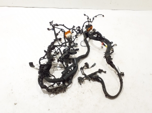 Engine wiring harness - 32350589